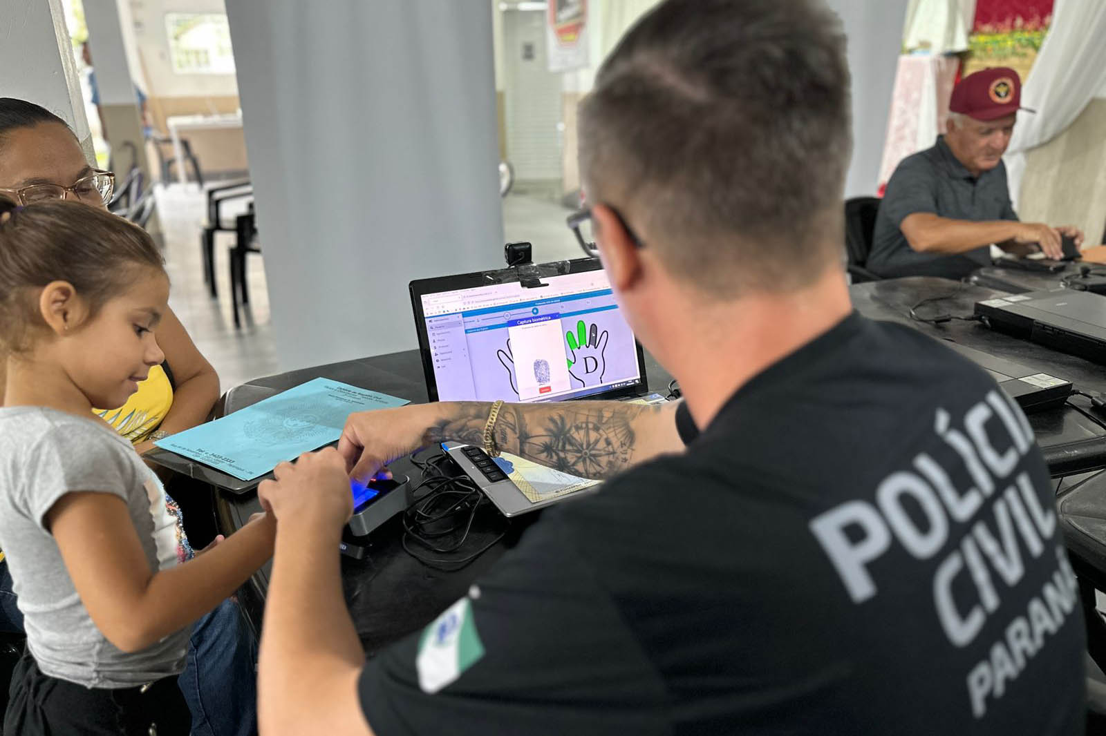 1,7 mil moradores da Ilha dos Valadares foram atendidos pelo PCPR na Comunidade