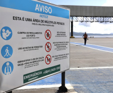 A Portos do Paraná está melhorando a sinalização horizontal