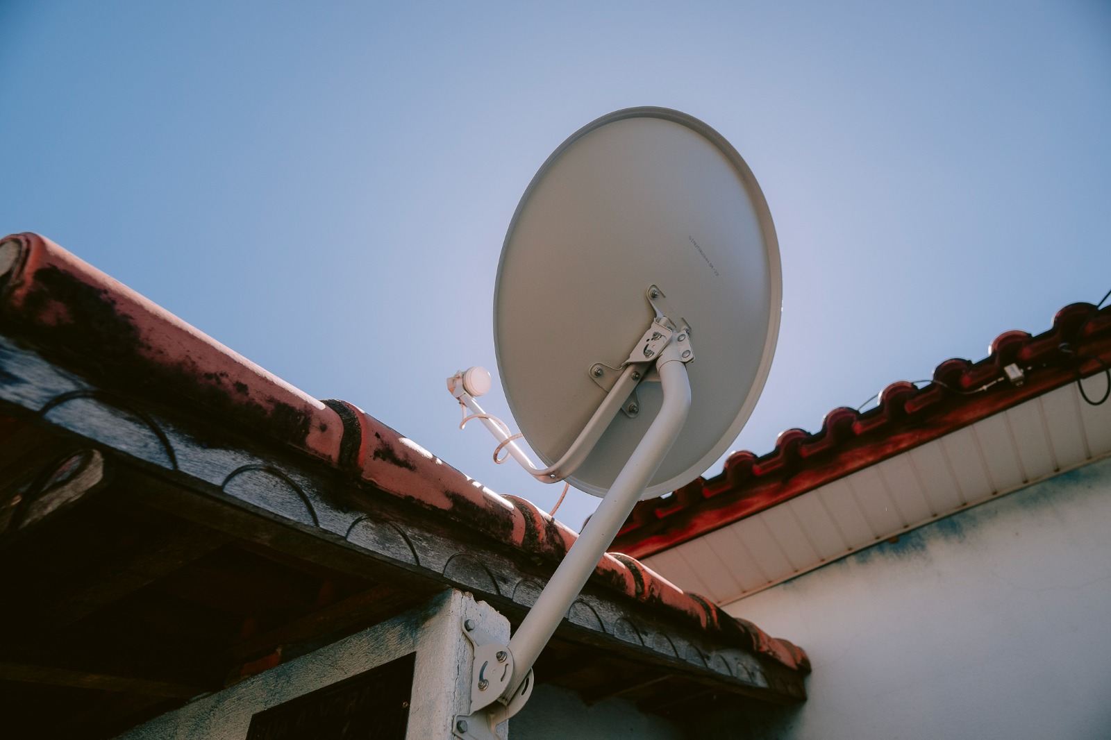 ​Prazo para solicitar instalação gratuita da nova parabólica digital termina em 30 de junho