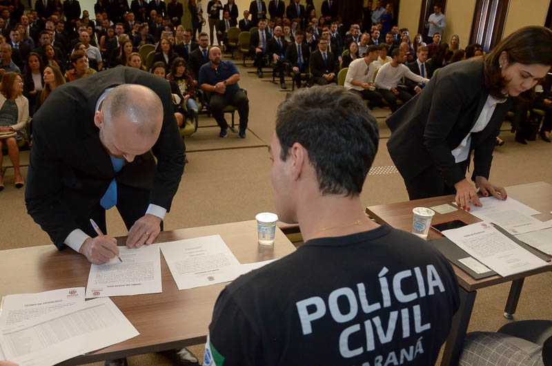 225 novos policiais tomam posse e reforçam o efetivo da Polícia Civil do Paraná