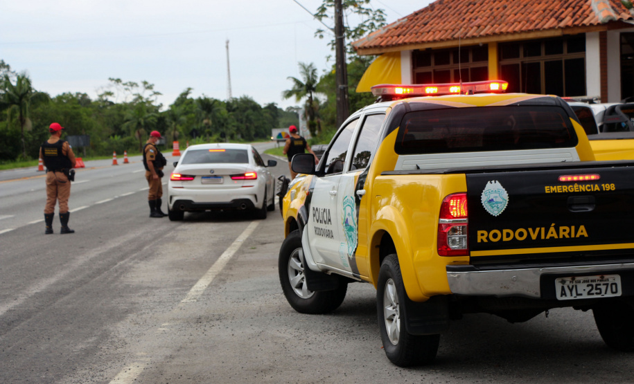 PMPR intensifica policiamento nas rodovias estaduais durante o feriado Finados