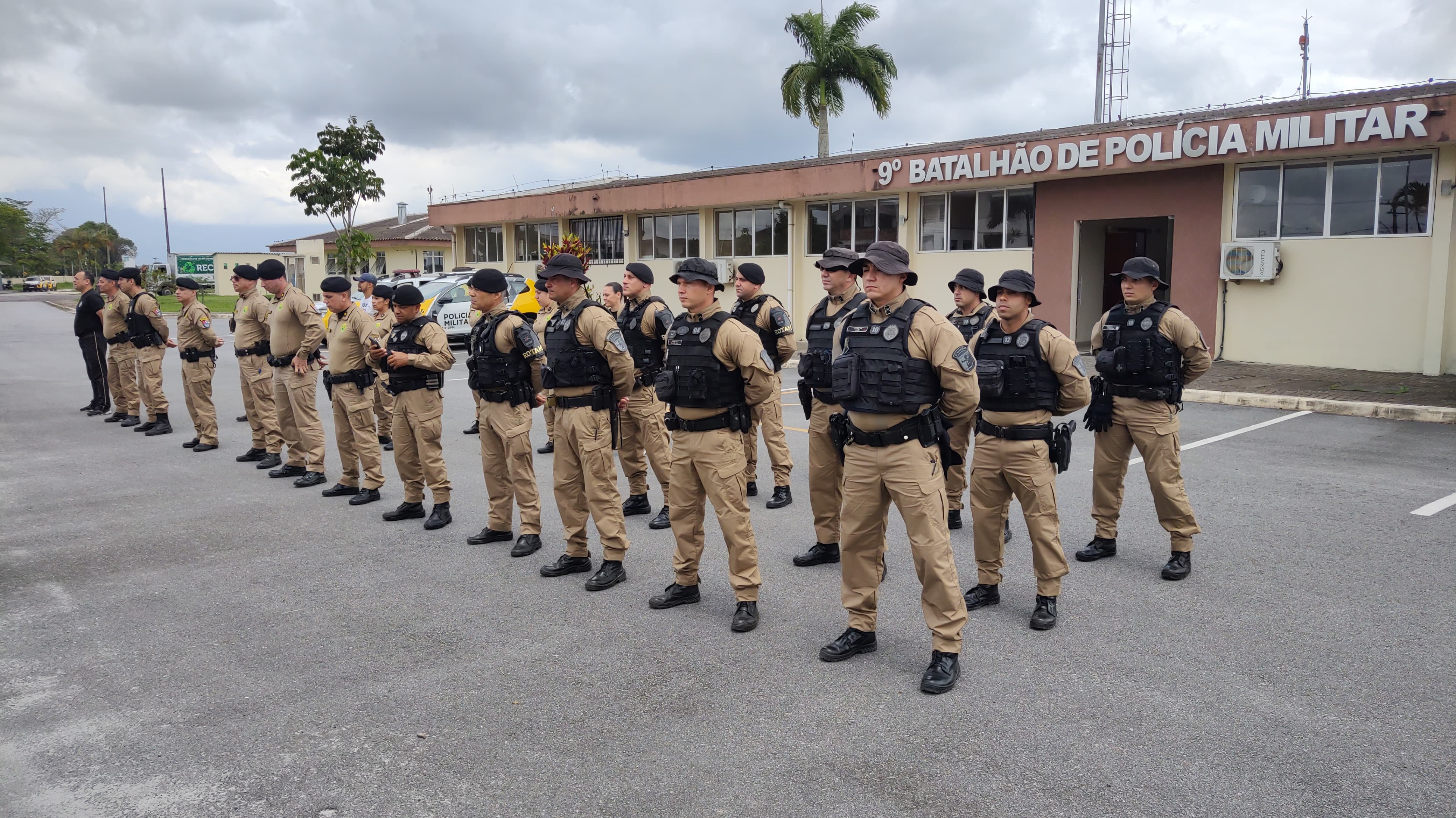 ​DIA DA BANDEIRA: BATALHÃO COSTEIRO REALIZA SOLENIDADE EM HOMENAGEM AO PAVILHÃO NACIONAL