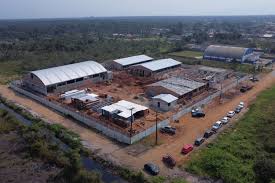 APÓS INVESTIMENTO DE R$ 12,7 MILHÕES, GOVERNO DO ESTADO INAUGURA NOVO COLÉGIO ESTADUAL EM GUARATUBA